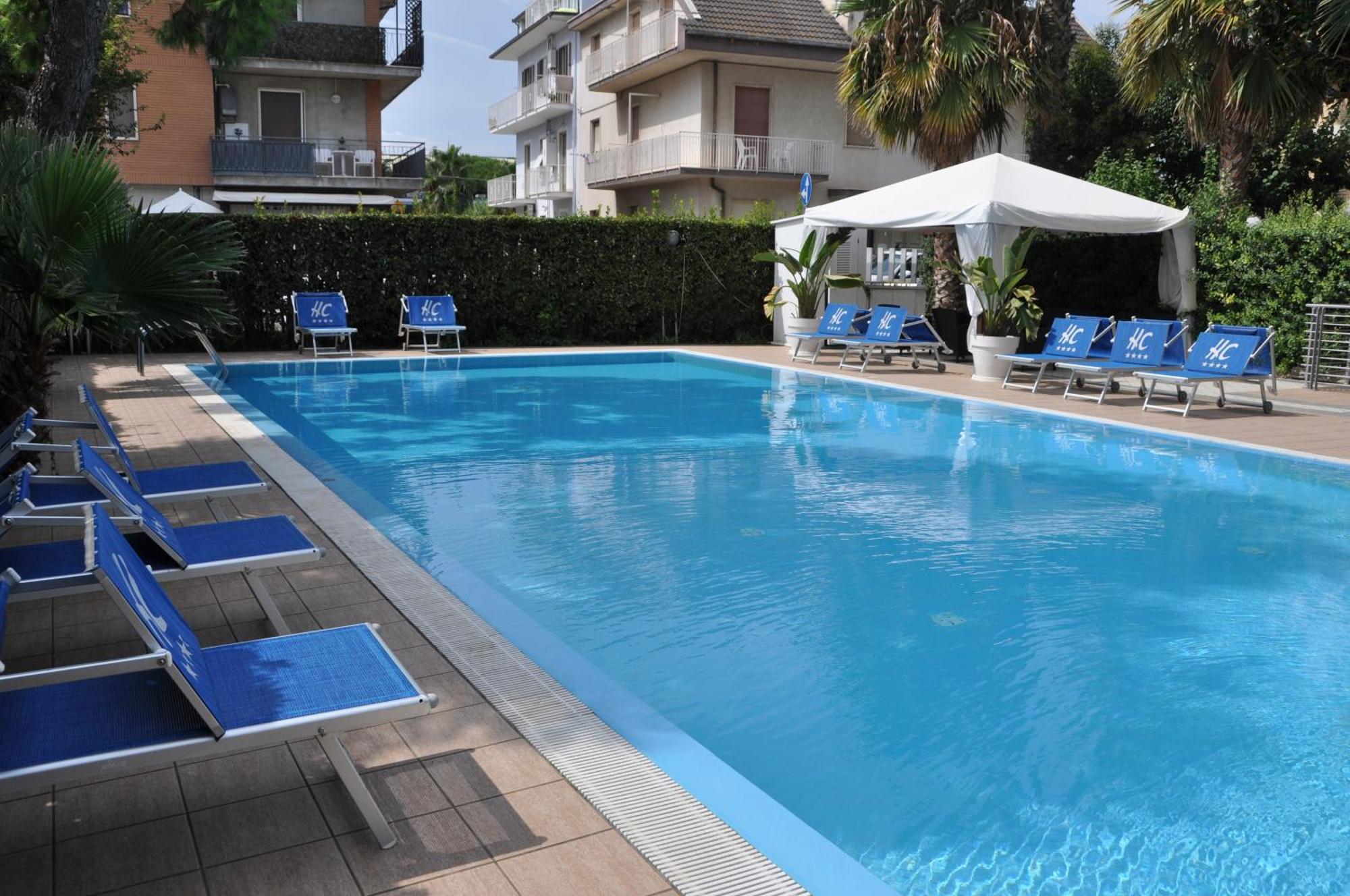 Hotel Haus Charlotte Сан-Бенедетто-дель-Тронто Екстер'єр фото